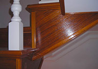 Dettaglio scalino in legno